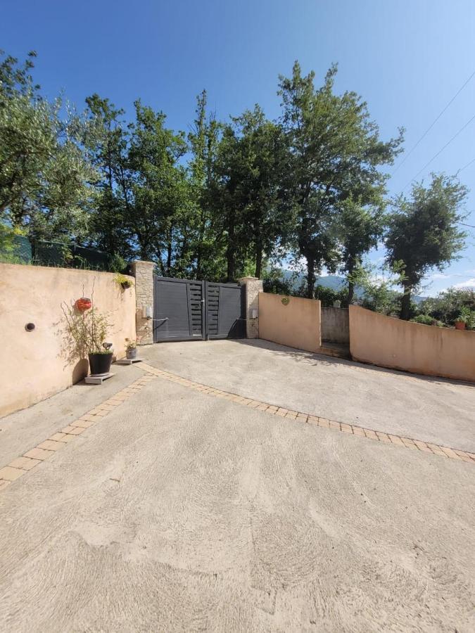 Studio Calme Et Agreable Avec Acces Jardin Partage Le Bar-sur-Loup Εξωτερικό φωτογραφία